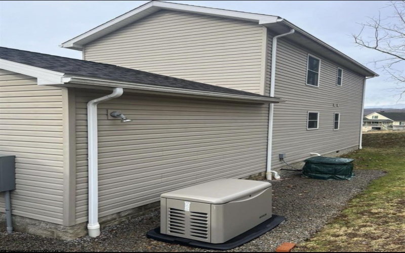 107 Bruce Street, Elkins, West Virginia 26241, 2 Bedrooms Bedrooms, 5 Rooms Rooms,2 BathroomsBathrooms,Single Family Detached,For Sale,Bruce,10160901