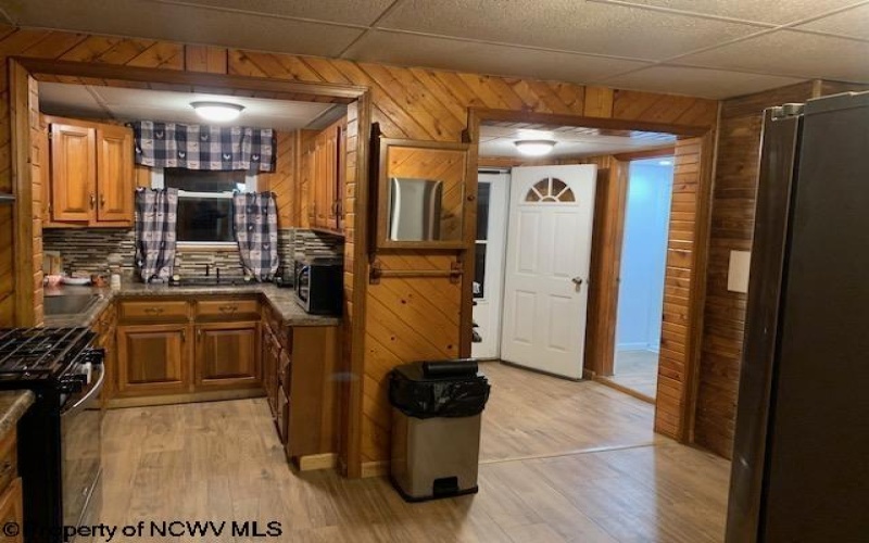 145 Row Avenue, Junior, West Virginia 26275, 3 Bedrooms Bedrooms, 8 Rooms Rooms,2 BathroomsBathrooms,Single Family Detached,For Sale,Row,10162796