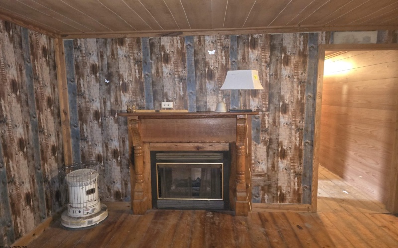 5368 Sand Fork Road, Linn, West Virginia 26384, 4 Bedrooms Bedrooms, 7 Rooms Rooms,1 BathroomBathrooms,Single Family Detached,For Sale,Sand Fork,10162808 5368 Sand Fork Road, Linn, West Virginia 26384, 4 Bedrooms Bedrooms, 7 Rooms Rooms,1 BathroomBathrooms,Single Family Detached,For Sale,Sand Fork,10162808