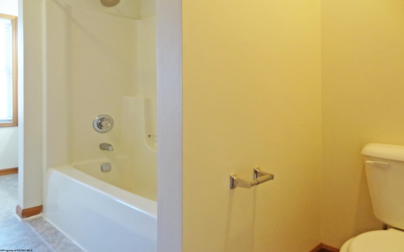 113 Cadet Court, Morgantown, West Virginia 26508, 3 Bedrooms Bedrooms, 9 Rooms Rooms,3 BathroomsBathrooms,Single Family Attached,For Sale,Cadet,10162800 113 Cadet Court, Morgantown, West Virginia 26508, 3 Bedrooms Bedrooms, 9 Rooms Rooms,3 BathroomsBathrooms,Single Family Attached,For Sale,Cadet,10162800