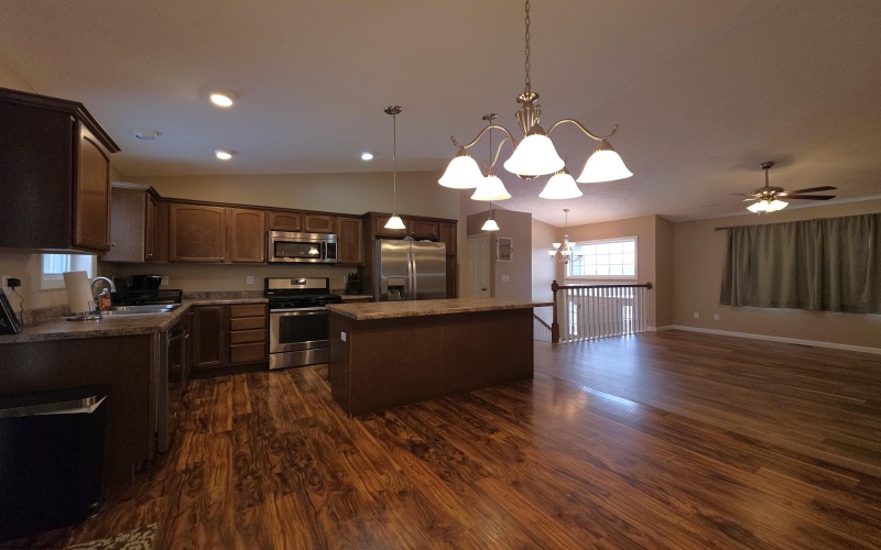 45 Ashbury Lane, Fairmont, West Virginia 26554, 4 Bedrooms Bedrooms, 8 Rooms Rooms,2 BathroomsBathrooms,Single Family Detached,For Sale,Ashbury,10162804