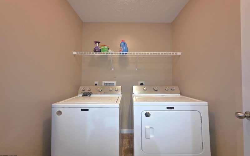 45 Ashbury Lane, Fairmont, West Virginia 26554, 4 Bedrooms Bedrooms, 8 Rooms Rooms,2 BathroomsBathrooms,Single Family Detached,For Sale,Ashbury,10162804