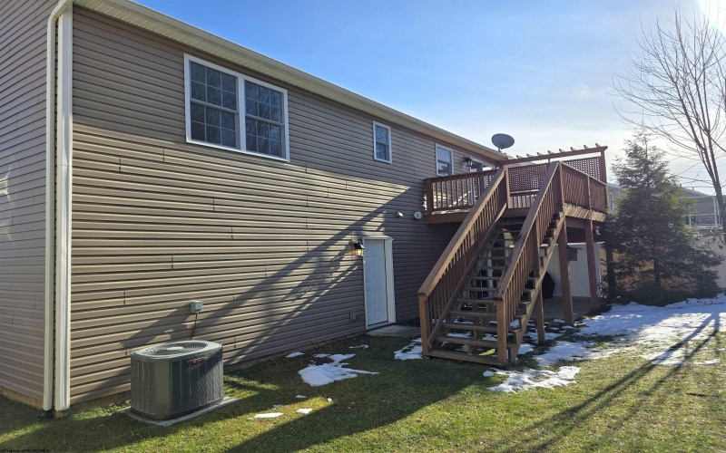 45 Ashbury Lane, Fairmont, West Virginia 26554, 4 Bedrooms Bedrooms, 8 Rooms Rooms,2 BathroomsBathrooms,Single Family Detached,For Sale,Ashbury,10162804