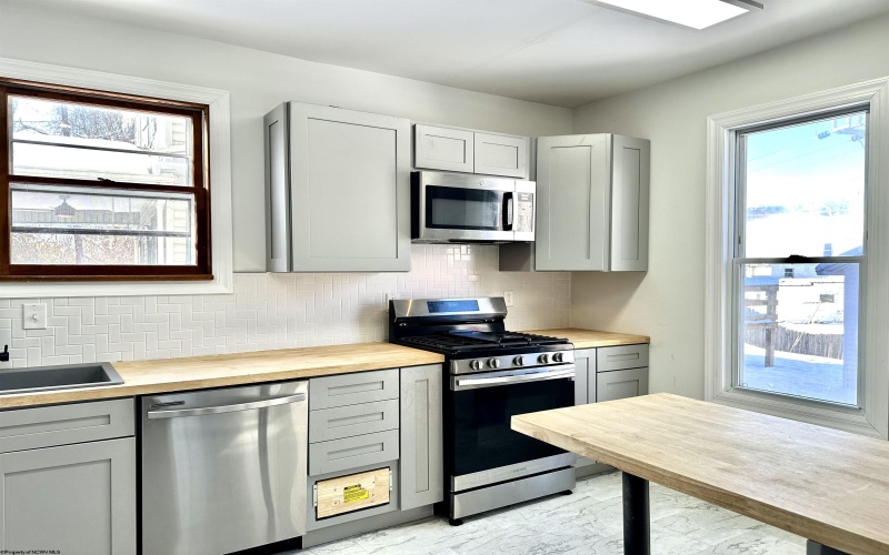 522 Kuhl Avenue, Clarksburg, West Virginia 26301, 3 Bedrooms Bedrooms, 6 Rooms Rooms,2 BathroomsBathrooms,Single Family Detached,For Sale,Kuhl,10162798 522 Kuhl Avenue, Clarksburg, West Virginia 26301, 3 Bedrooms Bedrooms, 6 Rooms Rooms,2 BathroomsBathrooms,Single Family Detached,For Sale,Kuhl,10162798