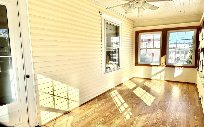 522 Kuhl Avenue, Clarksburg, West Virginia 26301, 3 Bedrooms Bedrooms, 6 Rooms Rooms,2 BathroomsBathrooms,Single Family Detached,For Sale,Kuhl,10162798 522 Kuhl Avenue, Clarksburg, West Virginia 26301, 3 Bedrooms Bedrooms, 6 Rooms Rooms,2 BathroomsBathrooms,Single Family Detached,For Sale,Kuhl,10162798