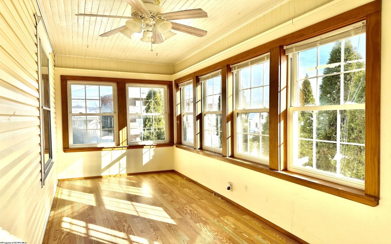 522 Kuhl Avenue, Clarksburg, West Virginia 26301, 3 Bedrooms Bedrooms, 6 Rooms Rooms,2 BathroomsBathrooms,Single Family Detached,For Sale,Kuhl,10162798 522 Kuhl Avenue, Clarksburg, West Virginia 26301, 3 Bedrooms Bedrooms, 6 Rooms Rooms,2 BathroomsBathrooms,Single Family Detached,For Sale,Kuhl,10162798