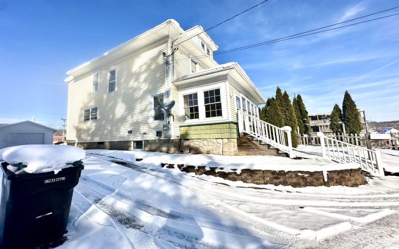 522 Kuhl Avenue, Clarksburg, West Virginia 26301, 3 Bedrooms Bedrooms, 6 Rooms Rooms,2 BathroomsBathrooms,Single Family Detached,For Sale,Kuhl,10162798 522 Kuhl Avenue, Clarksburg, West Virginia 26301, 3 Bedrooms Bedrooms, 6 Rooms Rooms,2 BathroomsBathrooms,Single Family Detached,For Sale,Kuhl,10162798