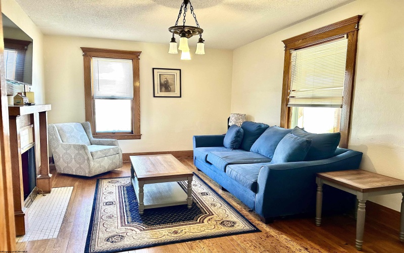 522 Kuhl Avenue, Clarksburg, West Virginia 26301, 3 Bedrooms Bedrooms, 6 Rooms Rooms,2 BathroomsBathrooms,Single Family Detached,For Sale,Kuhl,10162798 522 Kuhl Avenue, Clarksburg, West Virginia 26301, 3 Bedrooms Bedrooms, 6 Rooms Rooms,2 BathroomsBathrooms,Single Family Detached,For Sale,Kuhl,10162798