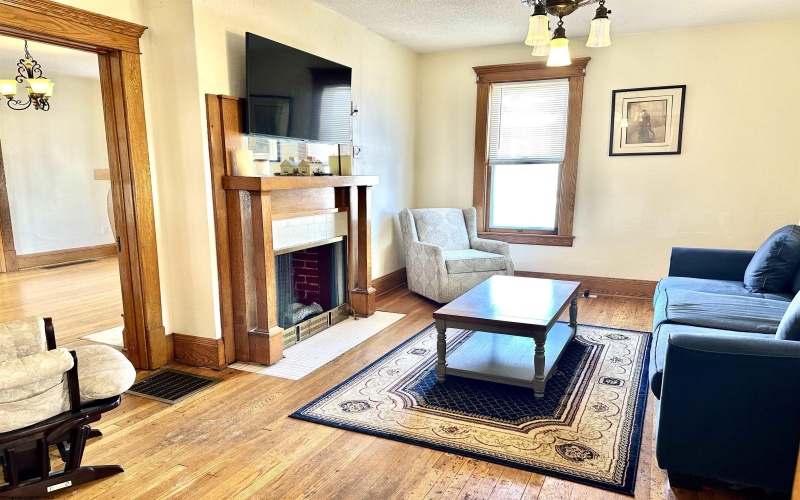 522 Kuhl Avenue, Clarksburg, West Virginia 26301, 3 Bedrooms Bedrooms, 6 Rooms Rooms,2 BathroomsBathrooms,Single Family Detached,For Sale,Kuhl,10162798 522 Kuhl Avenue, Clarksburg, West Virginia 26301, 3 Bedrooms Bedrooms, 6 Rooms Rooms,2 BathroomsBathrooms,Single Family Detached,For Sale,Kuhl,10162798