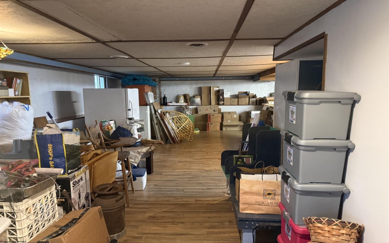 221 Meadow Avenue, Mannington, West Virginia 26582, 2 Bedrooms Bedrooms, 7 Rooms Rooms,1 BathroomBathrooms,Single Family Detached,For Sale,Meadow,10162803 221 Meadow Avenue, Mannington, West Virginia 26582, 2 Bedrooms Bedrooms, 7 Rooms Rooms,1 BathroomBathrooms,Single Family Detached,For Sale,Meadow,10162803