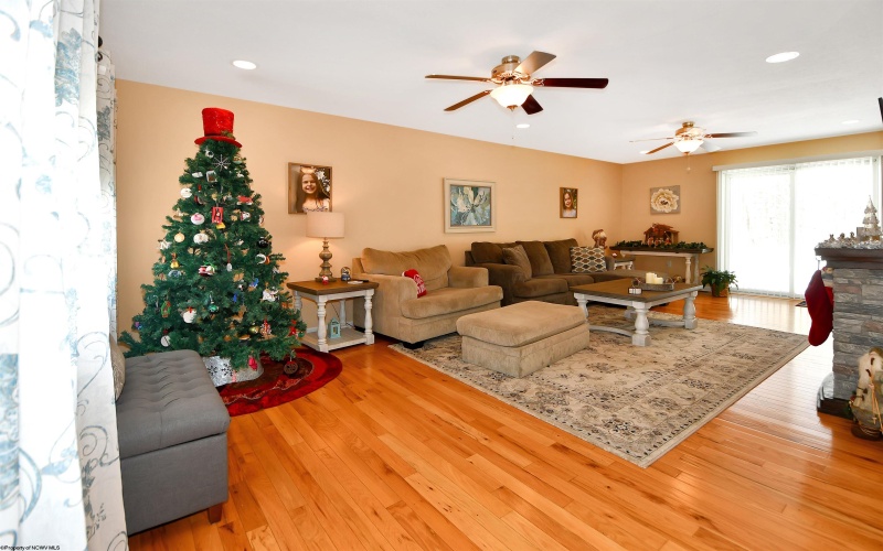 119 Brookdale Drive, Morgantown, West Virginia 26508, 5 Bedrooms Bedrooms, 10 Rooms Rooms,3 BathroomsBathrooms,Single Family Detached,For Sale,Brookdale,10162809 119 Brookdale Drive, Morgantown, West Virginia 26508, 5 Bedrooms Bedrooms, 10 Rooms Rooms,3 BathroomsBathrooms,Single Family Detached,For Sale,Brookdale,10162809