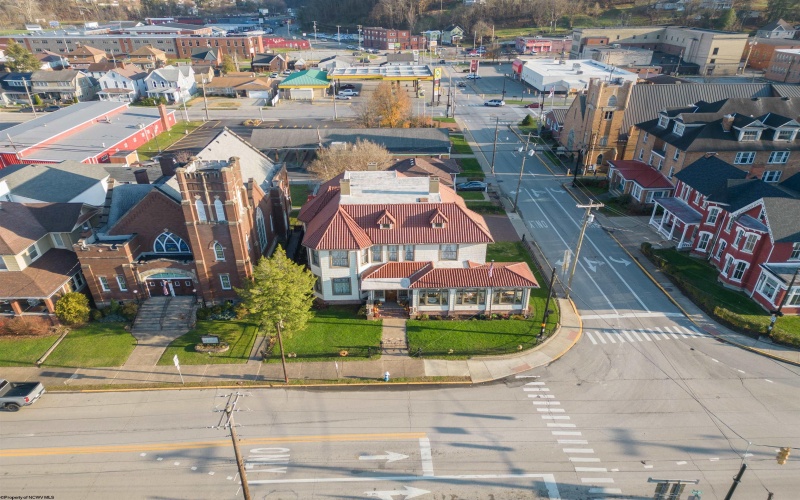 306 Main Avenue, Weston, West Virginia 26452, 4 Bedrooms Bedrooms, 16 Rooms Rooms,2 BathroomsBathrooms,Single Family Detached,For Sale,Main,10162811