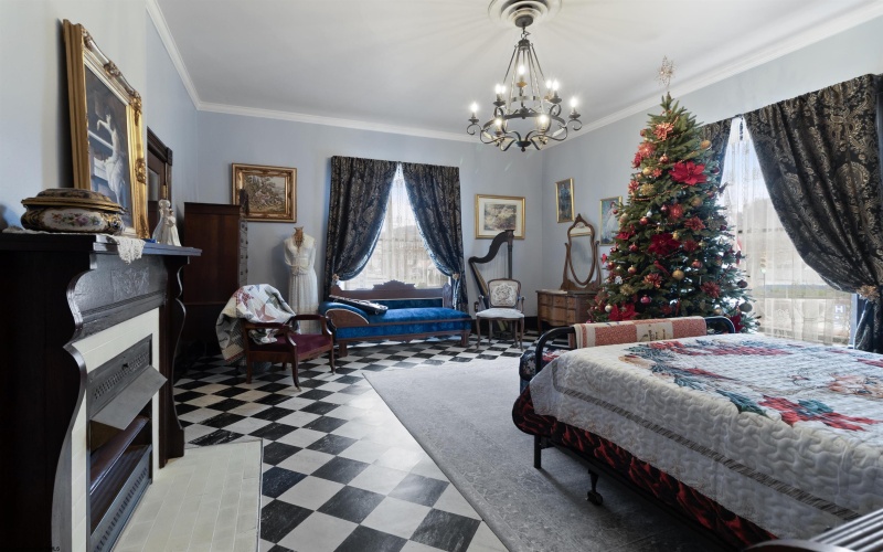 306 Main Avenue, Weston, West Virginia 26452, 4 Bedrooms Bedrooms, 16 Rooms Rooms,2 BathroomsBathrooms,Single Family Detached,For Sale,Main,10162811