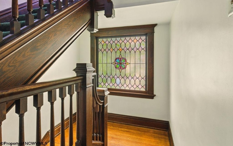 159 Main Street, Clarksburg, West Virginia 26301, 5 Bedrooms Bedrooms, 9 Rooms Rooms,3 BathroomsBathrooms,Single Family Detached,For Sale,Main,10160039