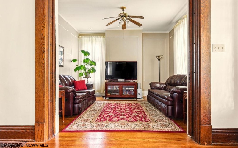 159 Main Street, Clarksburg, West Virginia 26301, 5 Bedrooms Bedrooms, 9 Rooms Rooms,3 BathroomsBathrooms,Single Family Detached,For Sale,Main,10160039