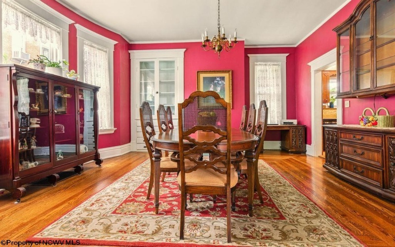 159 Main Street, Clarksburg, West Virginia 26301, 5 Bedrooms Bedrooms, 9 Rooms Rooms,3 BathroomsBathrooms,Single Family Detached,For Sale,Main,10160039