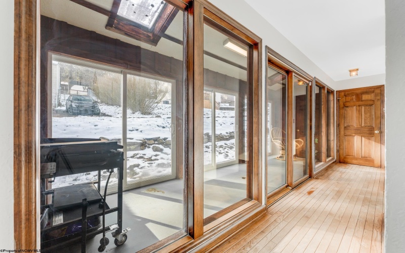 1140 Sunset Drive, Fairmont, West Virginia 26554, 3 Bedrooms Bedrooms, 11 Rooms Rooms,2 BathroomsBathrooms,Single Family Detached,For Sale,Sunset,10162831