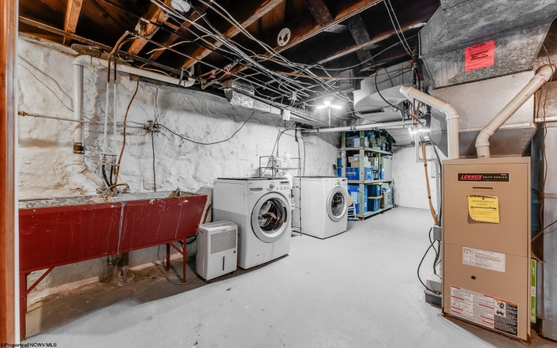 1140 Sunset Drive, Fairmont, West Virginia 26554, 3 Bedrooms Bedrooms, 11 Rooms Rooms,2 BathroomsBathrooms,Single Family Detached,For Sale,Sunset,10162831