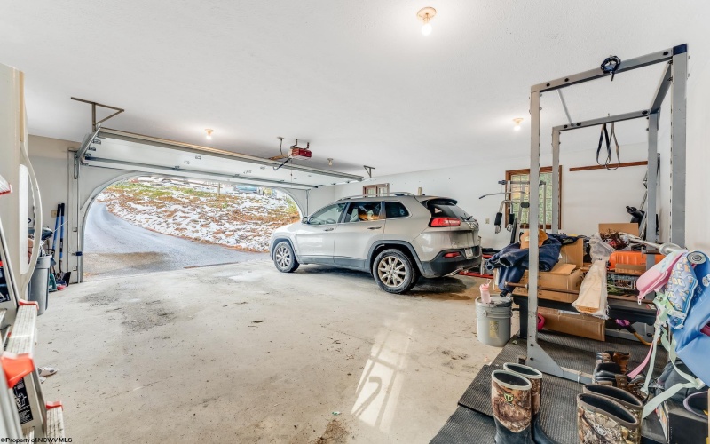 1140 Sunset Drive, Fairmont, West Virginia 26554, 3 Bedrooms Bedrooms, 11 Rooms Rooms,2 BathroomsBathrooms,Single Family Detached,For Sale,Sunset,10162831