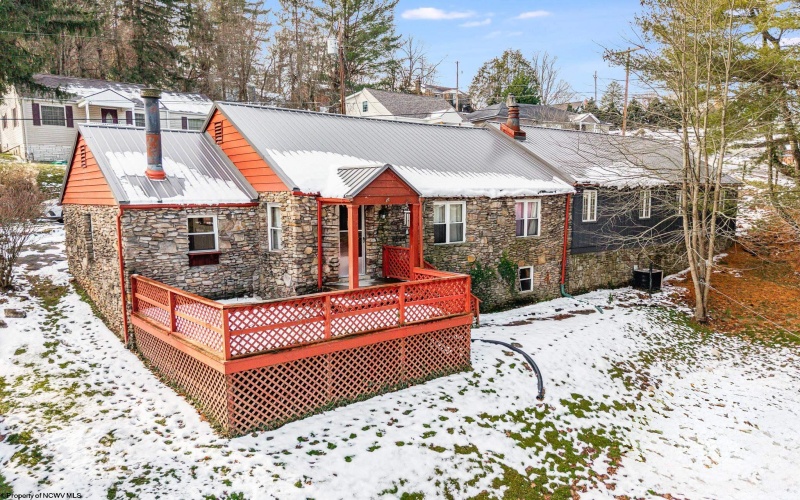 1140 Sunset Drive, Fairmont, West Virginia 26554, 3 Bedrooms Bedrooms, 11 Rooms Rooms,2 BathroomsBathrooms,Single Family Detached,For Sale,Sunset,10162831