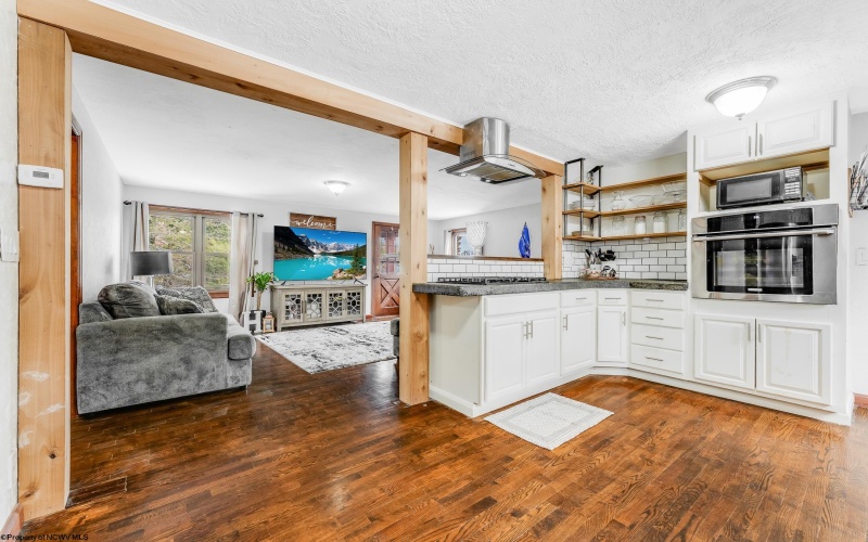 1140 Sunset Drive, Fairmont, West Virginia 26554, 3 Bedrooms Bedrooms, 11 Rooms Rooms,2 BathroomsBathrooms,Single Family Detached,For Sale,Sunset,10162831