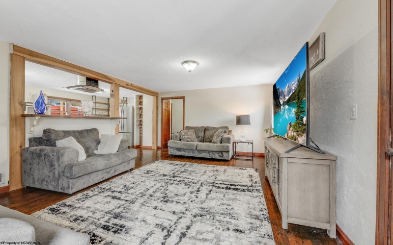 1140 Sunset Drive, Fairmont, West Virginia 26554, 3 Bedrooms Bedrooms, 11 Rooms Rooms,2 BathroomsBathrooms,Single Family Detached,For Sale,Sunset,10162831