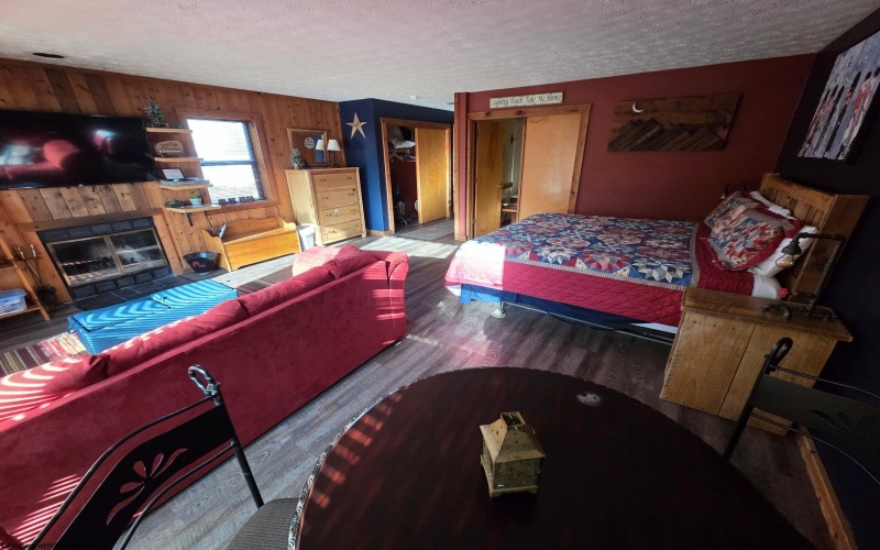 16 Grizzly Way, Davis, West Virginia 26260-0000, 1 Bedroom Bedrooms, 2 Rooms Rooms,1 BathroomBathrooms,Single Family Attached,For Sale,Grizzly,10162823