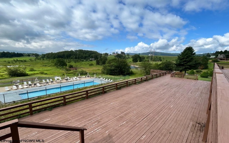 16 Grizzly Way, Davis, West Virginia 26260-0000, 1 Bedroom Bedrooms, 2 Rooms Rooms,1 BathroomBathrooms,Single Family Attached,For Sale,Grizzly,10162823