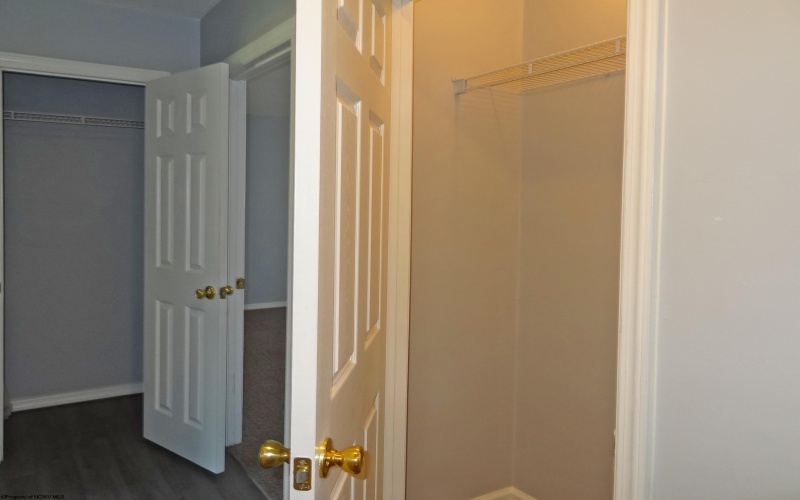 1002 Bakers Ridge Road, Morgantown, West Virginia 26508, 3 Bedrooms Bedrooms, 7 Rooms Rooms,2 BathroomsBathrooms,Residential Rentals,For Rent,Bakers Ridge,10162824