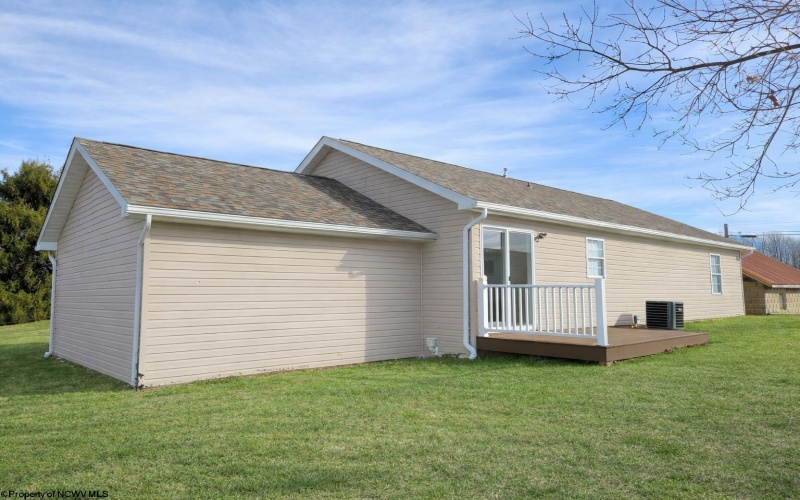 1002 Bakers Ridge Road, Morgantown, West Virginia 26508, 3 Bedrooms Bedrooms, 7 Rooms Rooms,2 BathroomsBathrooms,Residential Rentals,For Rent,Bakers Ridge,10162824