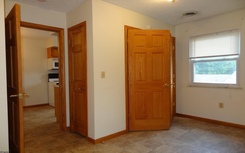 1541 Bergamont Street, Morgantown, West Virginia 26505, 3 Bedrooms Bedrooms, 5 Rooms Rooms,2 BathroomsBathrooms,Residential Rentals,For Rent,Bergamont,10162825