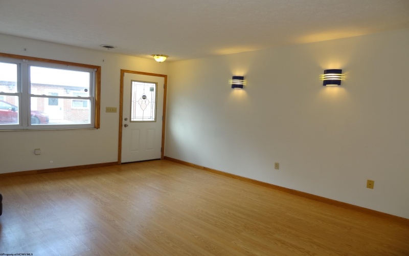 1541 Bergamont Street, Morgantown, West Virginia 26505, 3 Bedrooms Bedrooms, 5 Rooms Rooms,2 BathroomsBathrooms,Residential Rentals,For Rent,Bergamont,10162825