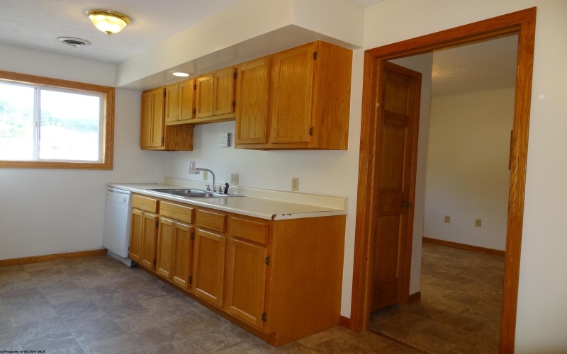 1541 Bergamont Street, Morgantown, West Virginia 26505, 3 Bedrooms Bedrooms, 5 Rooms Rooms,2 BathroomsBathrooms,Residential Rentals,For Rent,Bergamont,10162825