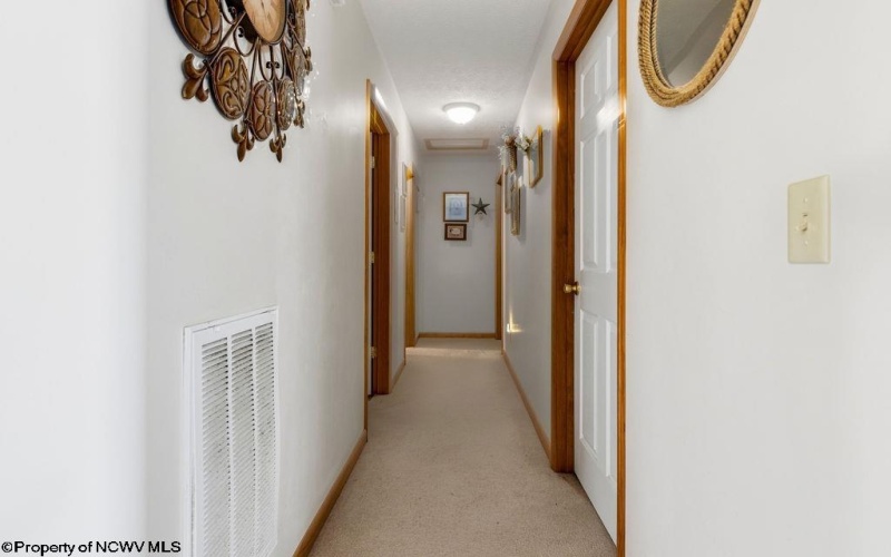 1805 23rd Street, Clarksburg, West Virginia 26301-1530, 3 Bedrooms Bedrooms, 5 Rooms Rooms,2 BathroomsBathrooms,Single Family Detached,For Sale,23rd,10162828