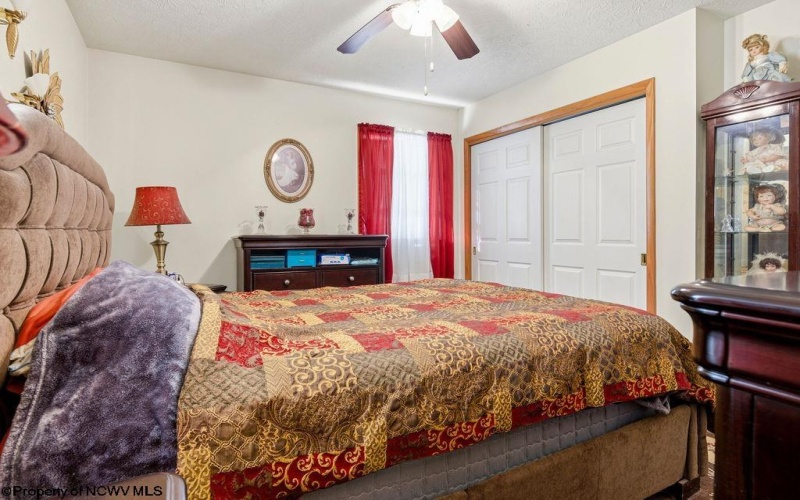 1805 23rd Street, Clarksburg, West Virginia 26301-1530, 3 Bedrooms Bedrooms, 5 Rooms Rooms,2 BathroomsBathrooms,Single Family Detached,For Sale,23rd,10162828