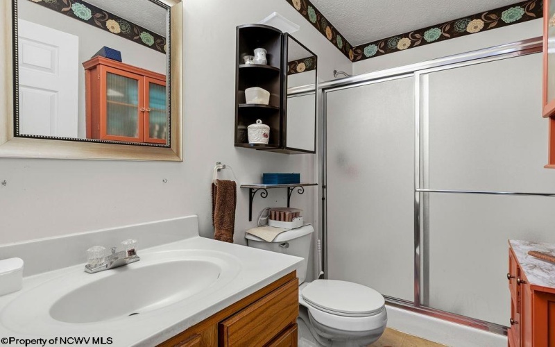 1805 23rd Street, Clarksburg, West Virginia 26301-1530, 3 Bedrooms Bedrooms, 5 Rooms Rooms,2 BathroomsBathrooms,Single Family Detached,For Sale,23rd,10162828