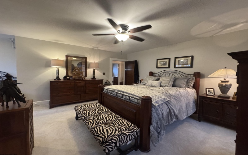 815 Fourth Street, Fairmont, West Virginia 26554, 5 Bedrooms Bedrooms, 10 Rooms Rooms,3 BathroomsBathrooms,Single Family Detached,For Sale,Fourth,10162836