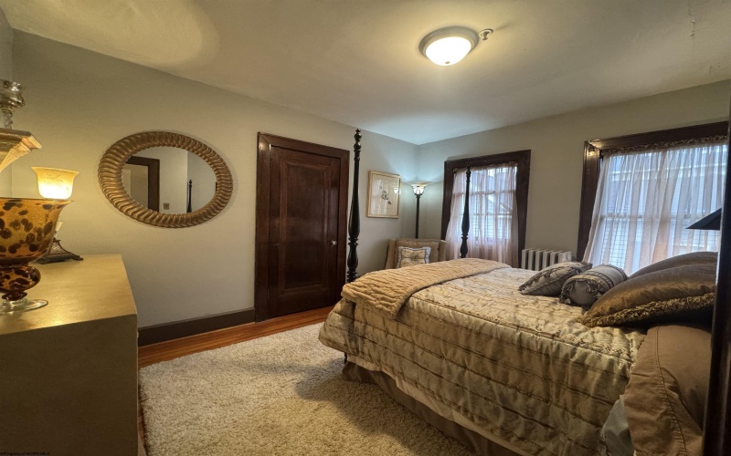 815 Fourth Street, Fairmont, West Virginia 26554, 5 Bedrooms Bedrooms, 10 Rooms Rooms,3 BathroomsBathrooms,Single Family Detached,For Sale,Fourth,10162836