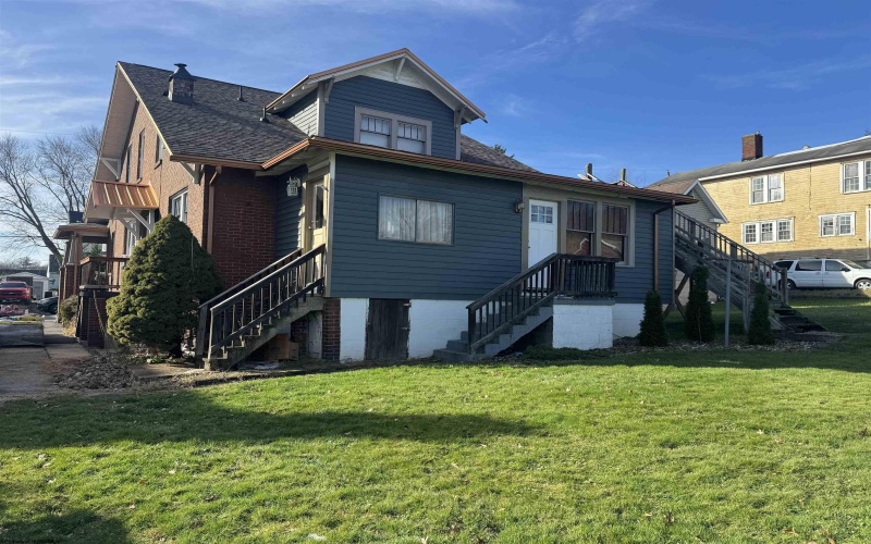 815 Fourth Street, Fairmont, West Virginia 26554, 5 Bedrooms Bedrooms, 10 Rooms Rooms,3 BathroomsBathrooms,Single Family Detached,For Sale,Fourth,10162836