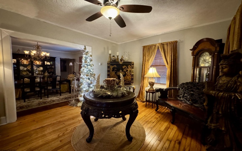 815 Fourth Street, Fairmont, West Virginia 26554, 5 Bedrooms Bedrooms, 10 Rooms Rooms,3 BathroomsBathrooms,Single Family Detached,For Sale,Fourth,10162836