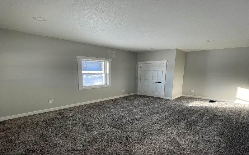 130 Hunsaker Street, Fairmont, West Virginia 26554, 3 Bedrooms Bedrooms, 6 Rooms Rooms,1 BathroomBathrooms,Single Family Detached,For Sale,Hunsaker,10162841