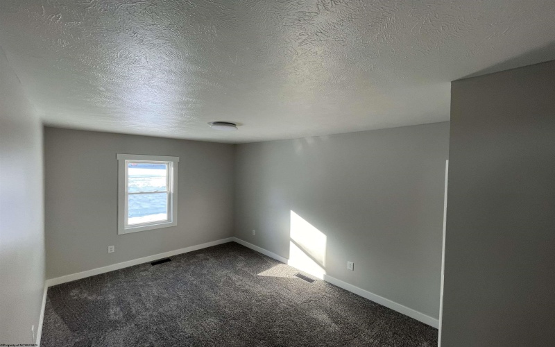 130 Hunsaker Street, Fairmont, West Virginia 26554, 3 Bedrooms Bedrooms, 6 Rooms Rooms,1 BathroomBathrooms,Single Family Detached,For Sale,Hunsaker,10162841