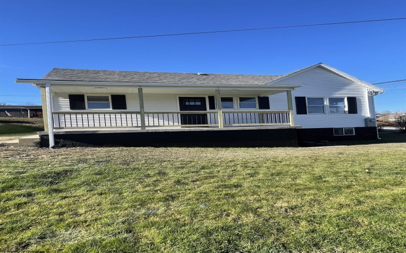 130 Hunsaker Street, Fairmont, West Virginia 26554, 3 Bedrooms Bedrooms, 6 Rooms Rooms,1 BathroomBathrooms,Single Family Detached,For Sale,Hunsaker,10162841