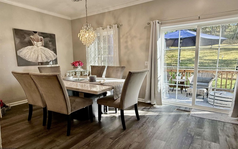 28 Misty Lane, Fairmont, West Virginia 26554, 3 Bedrooms Bedrooms, 6 Rooms Rooms,2 BathroomsBathrooms,Single Family Attached,For Sale,Misty,10162845