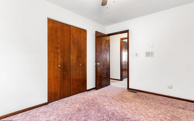 3339 Fairmont Avenue, Fairmont, West Virginia 26554, 4 Bedrooms Bedrooms, 10 Rooms Rooms,2 BathroomsBathrooms,Single Family Detached,For Sale,Fairmont,10162852