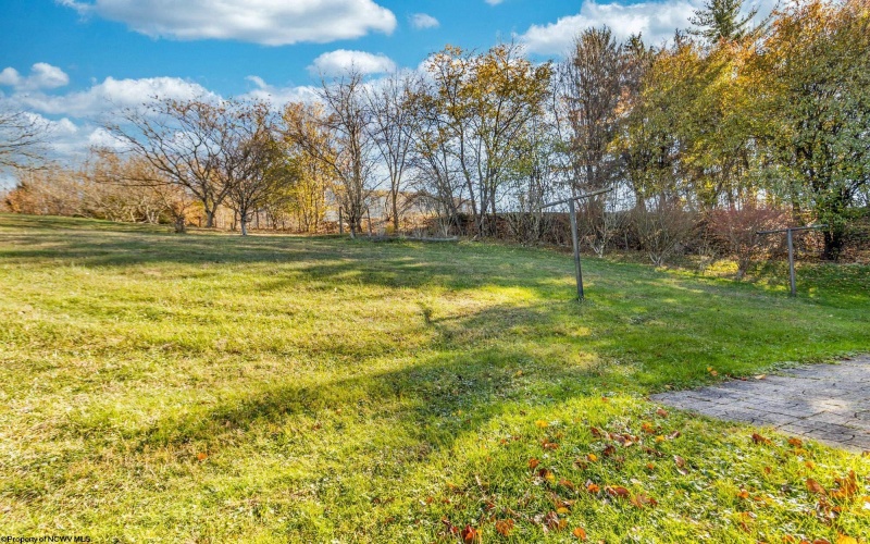 3339 Fairmont Avenue, Fairmont, West Virginia 26554, 4 Bedrooms Bedrooms, 10 Rooms Rooms,2 BathroomsBathrooms,Single Family Detached,For Sale,Fairmont,10162852