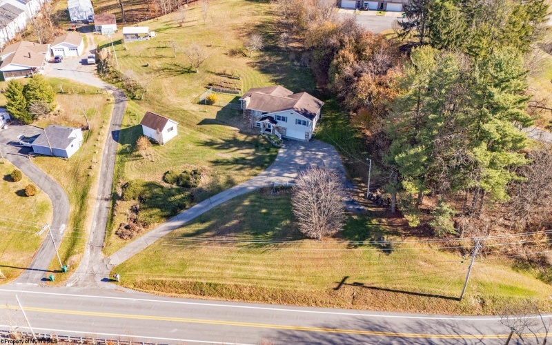 3339 Fairmont Avenue, Fairmont, West Virginia 26554, 4 Bedrooms Bedrooms, 10 Rooms Rooms,2 BathroomsBathrooms,Single Family Detached,For Sale,Fairmont,10162852