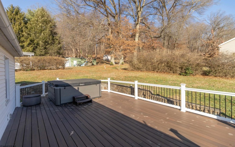 1425 Pleasant Valley Road, Fairmont, West Virginia 26554, 3 Bedrooms Bedrooms, 7 Rooms Rooms,2 BathroomsBathrooms,Single Family Detached,For Sale,Pleasant Valley,10162850