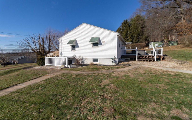 1425 Pleasant Valley Road, Fairmont, West Virginia 26554, 3 Bedrooms Bedrooms, 7 Rooms Rooms,2 BathroomsBathrooms,Single Family Detached,For Sale,Pleasant Valley,10162850