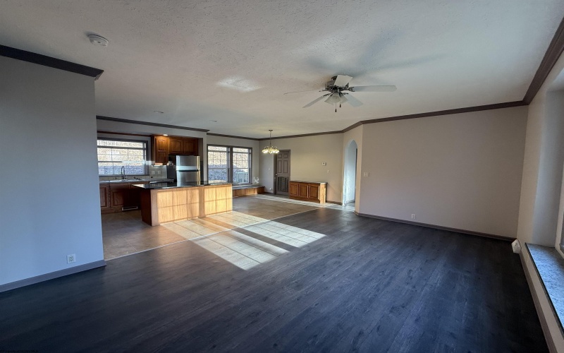 313 Hecks Run Road, Fairmont, West Virginia 26554, 3 Bedrooms Bedrooms, 7 Rooms Rooms,2 BathroomsBathrooms,Single Family Detached,For Sale,Hecks Run,10162847